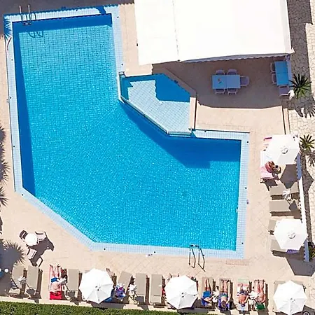 Hotel Daisy 2*